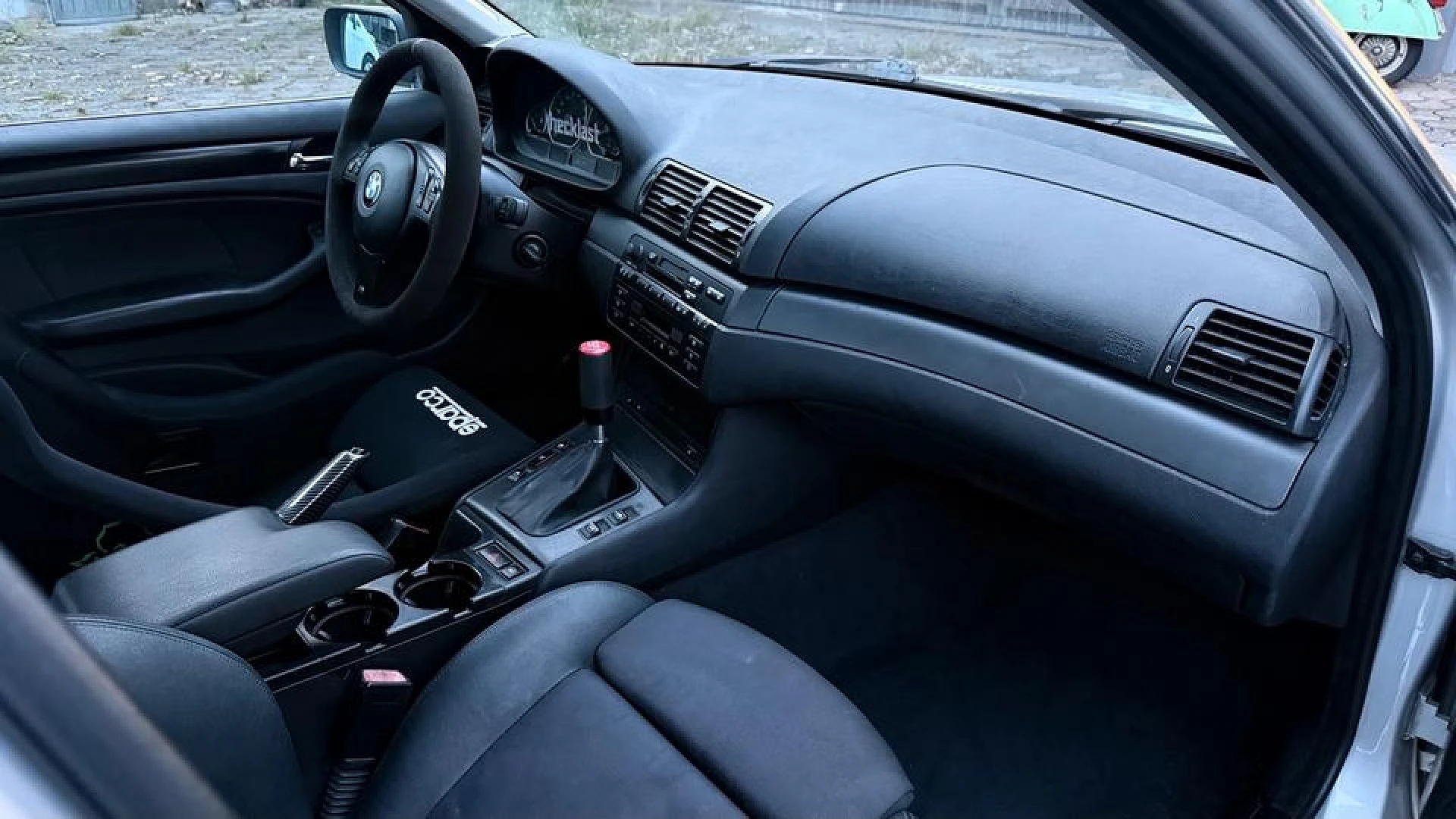 BMW E46 2002