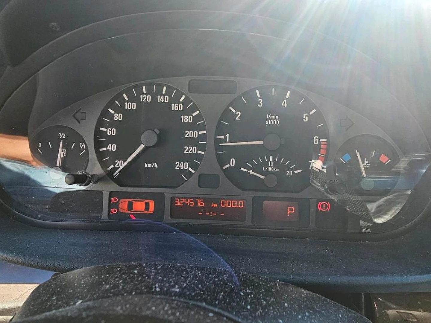 BMW E46 2001