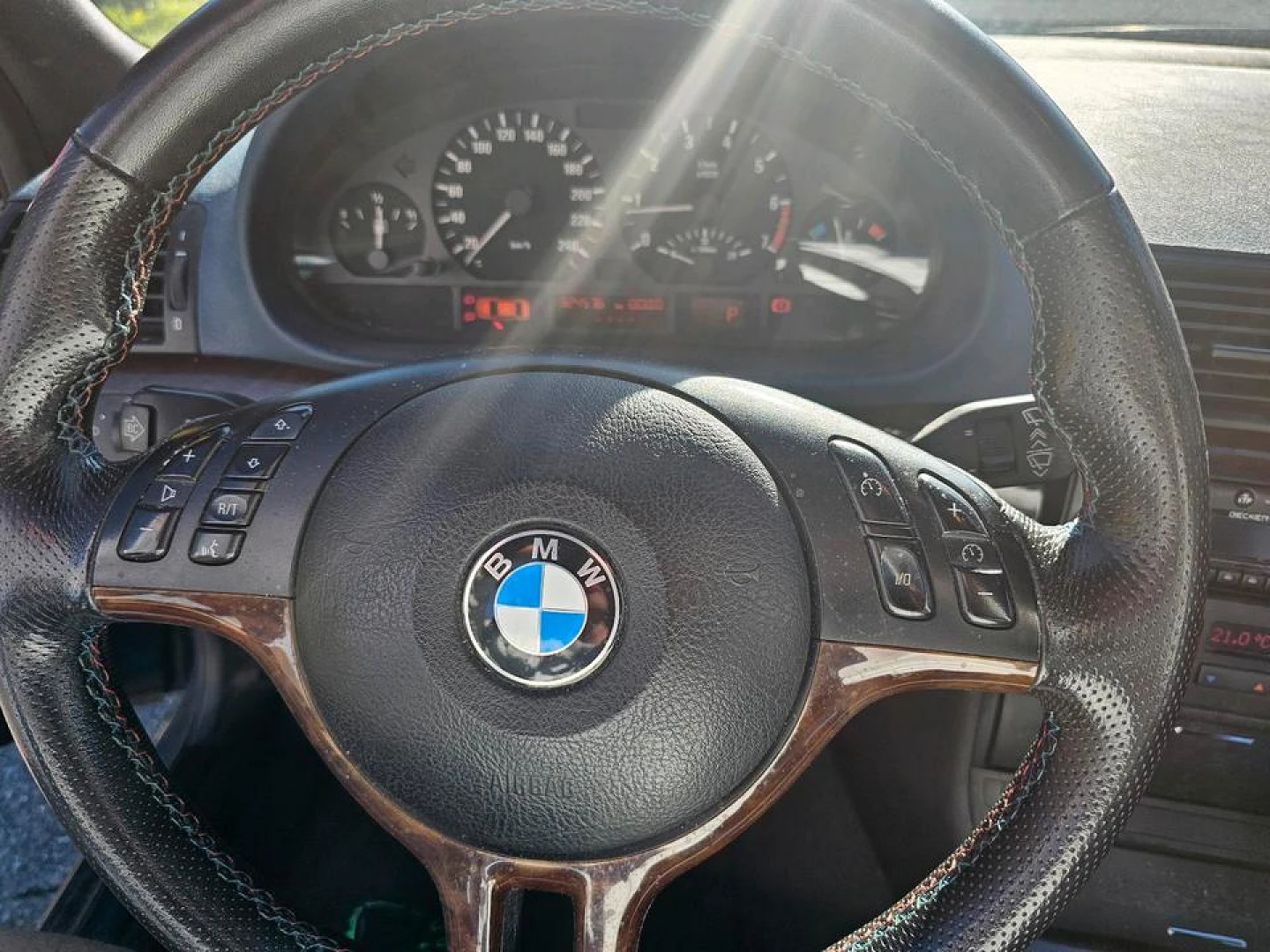 BMW E46 2001