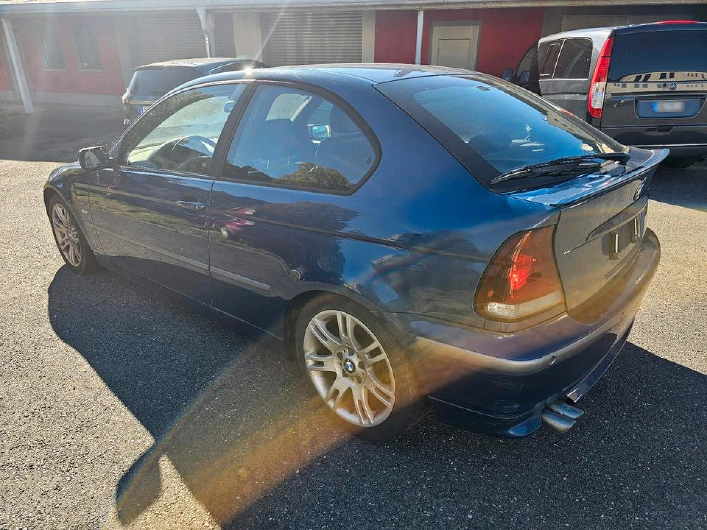 BMW E46 2001