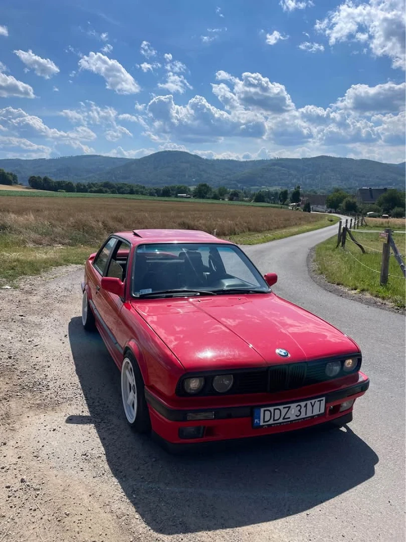 BMW E30 1991