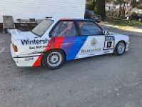 BMW E30 1988
