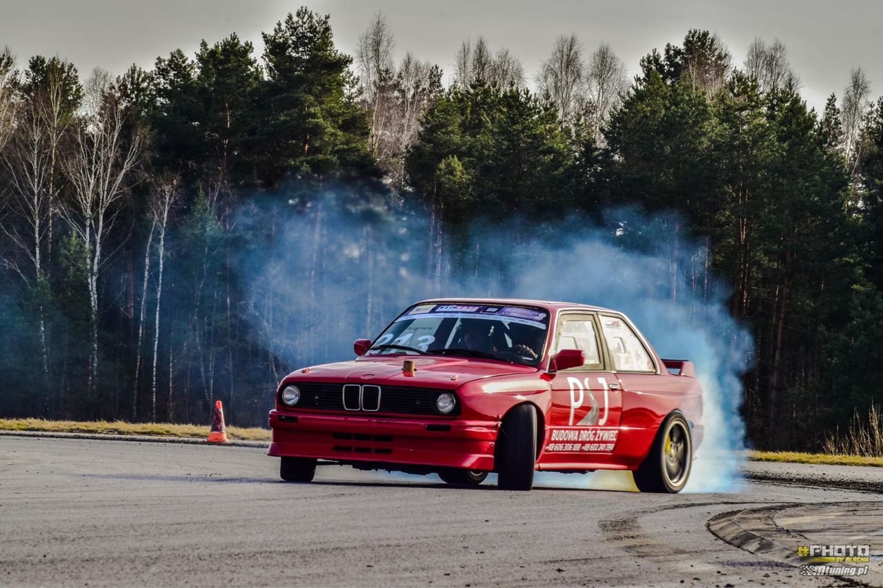 BMW E30 1989