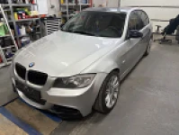 BMW E90 2005