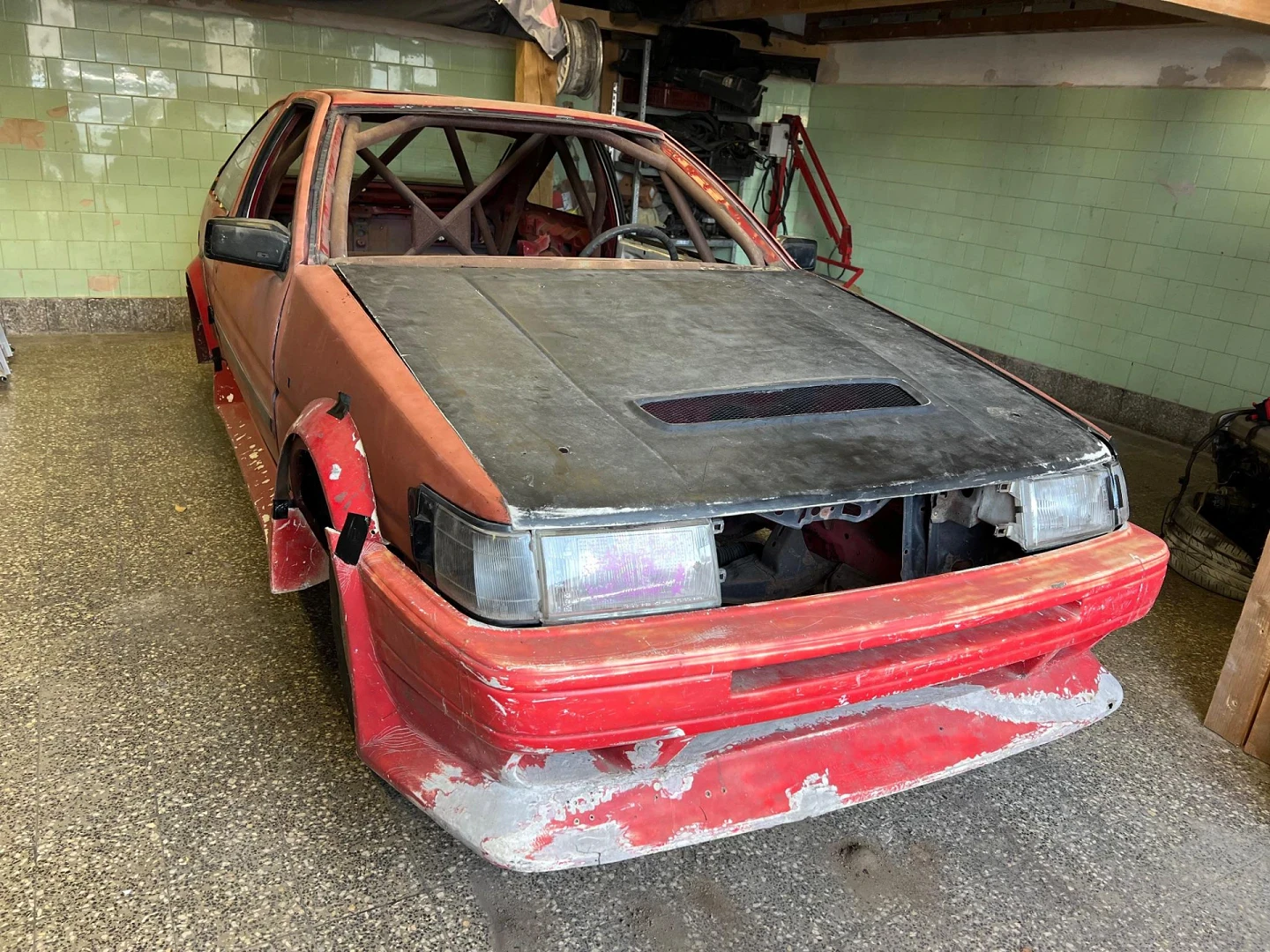 Toyota Corolla AE86 (Trueno / Levin) 1986