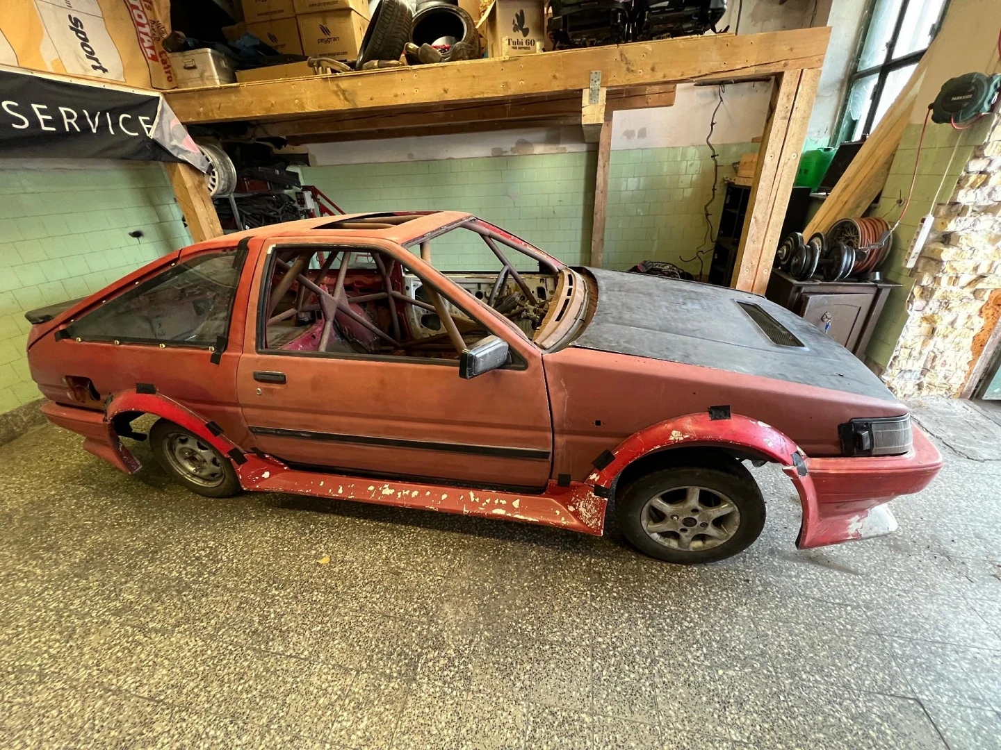 Toyota Corolla AE86 (Trueno / Levin) 1986