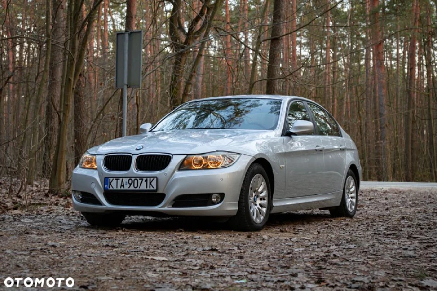 BMW E90 2009