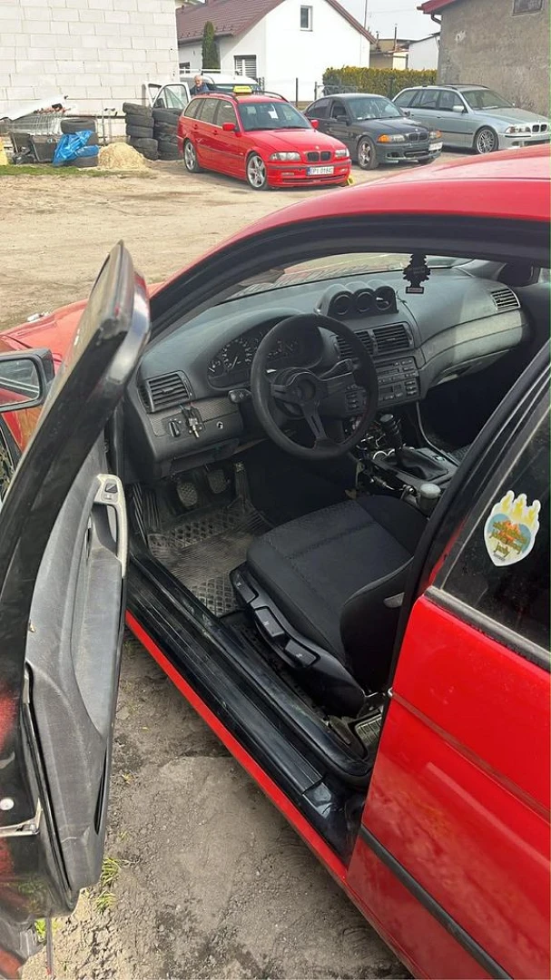 BMW E46 2001