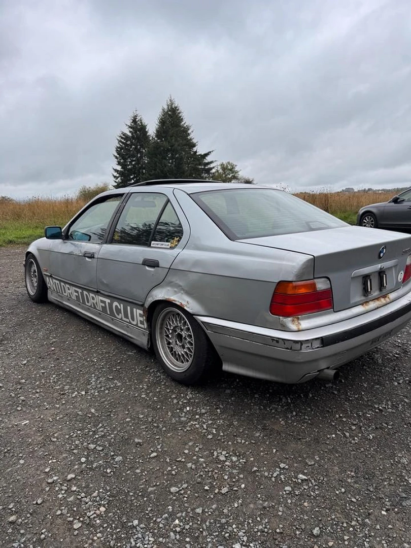 BMW E36 1998