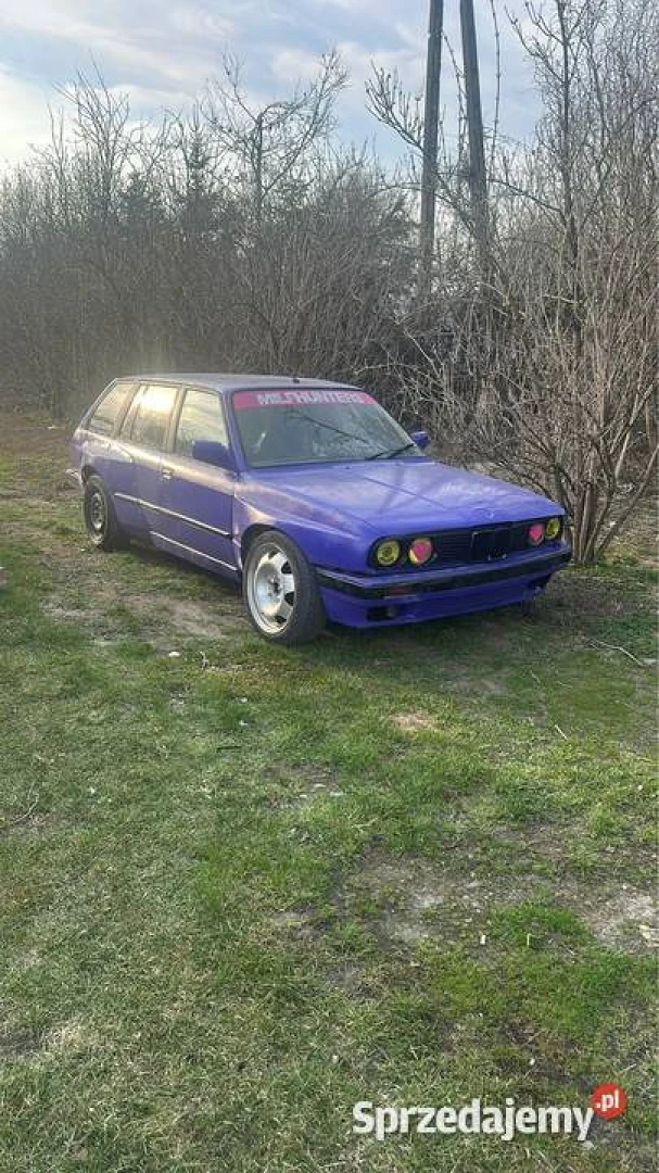 BMW E30 1989