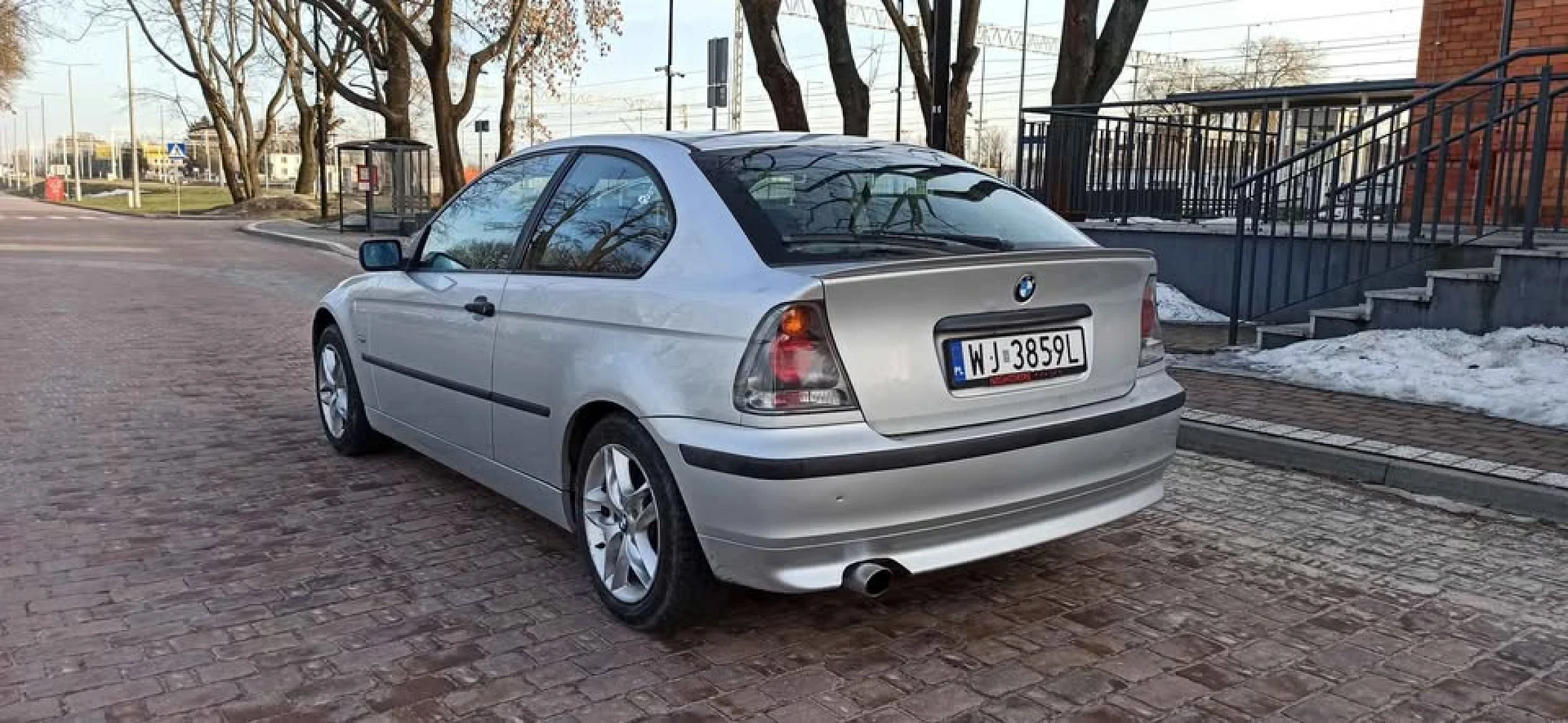 BMW E46 2001