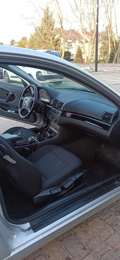 BMW E46 2001